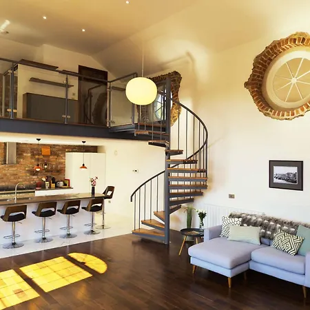 The Classroom, Patricks Square, Town *