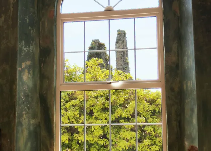 The Classroom, Patricks Square, Town *